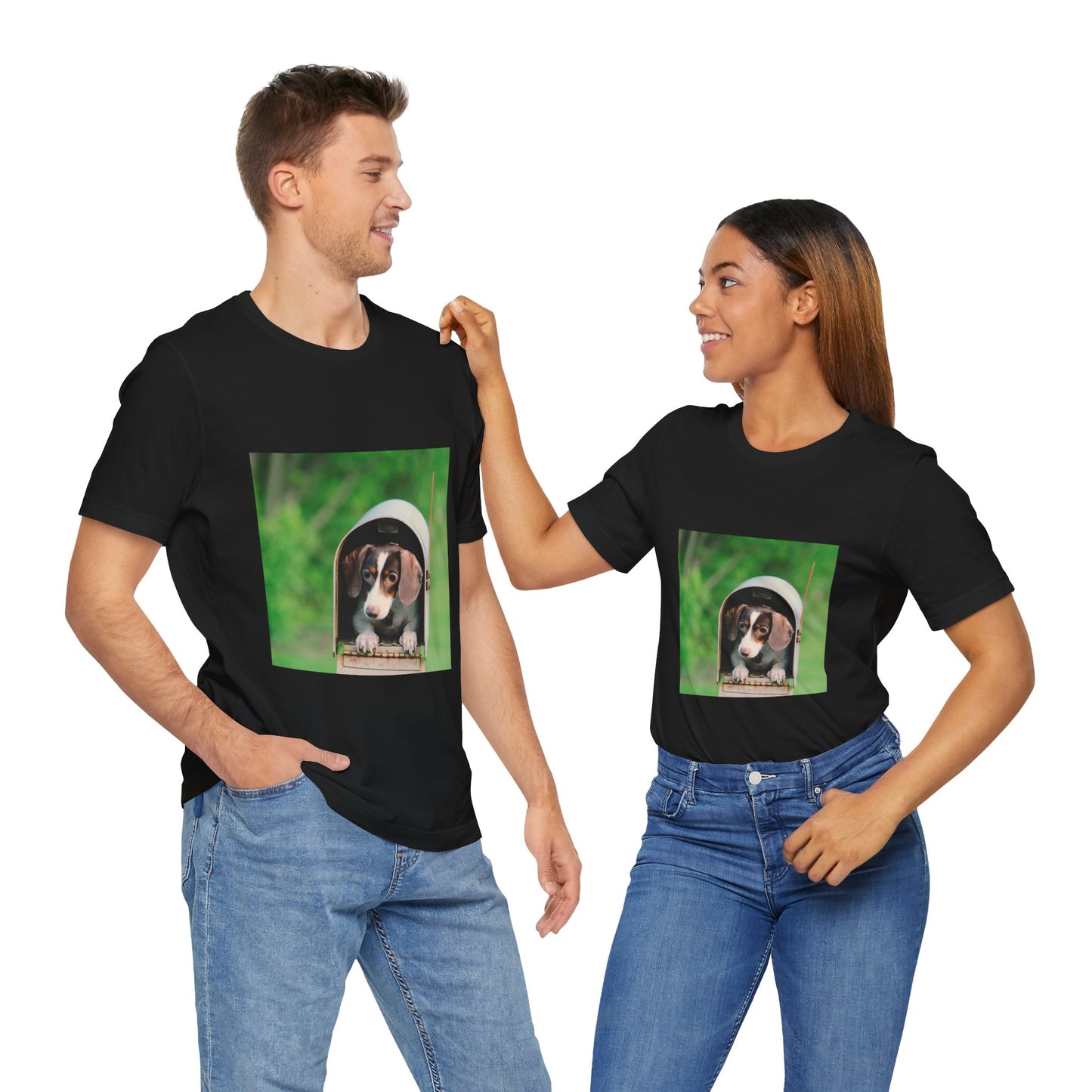 Puppy in mailbox - Unisex Jersey Short Sleeve Tee