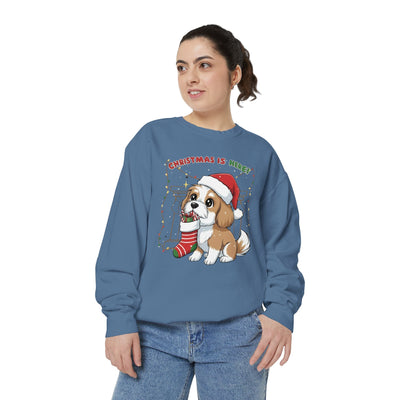 Cute Puppy waiting for Christmas presents style 5 Cozy Graphic Unisex Crewneck Sweatshirt