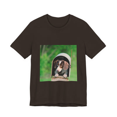 Puppy in mailbox - Unisex Jersey Short Sleeve Tee