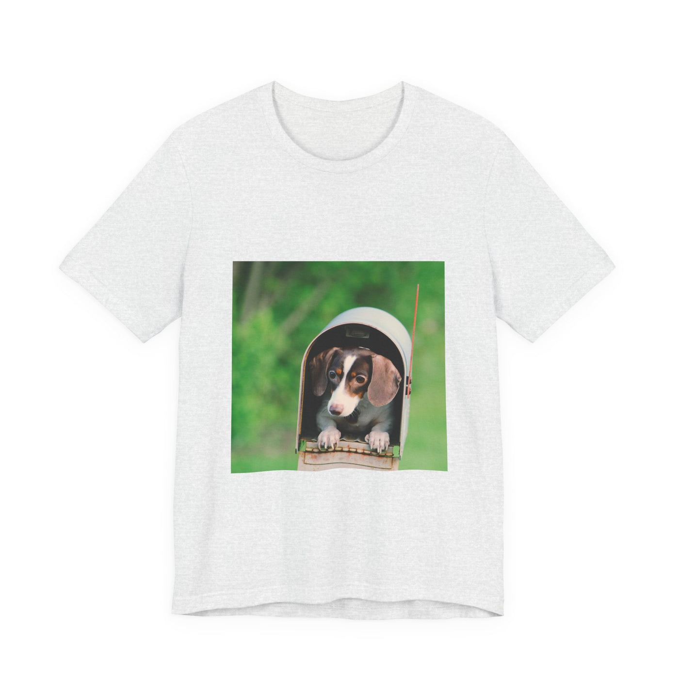Puppy in mailbox - Unisex Jersey Short Sleeve Tee