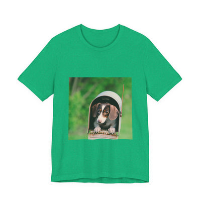 Puppy in mailbox - Unisex Jersey Short Sleeve Tee