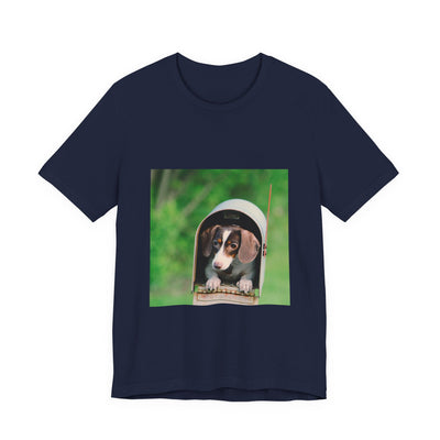 Puppy in mailbox - Unisex Jersey Short Sleeve Tee